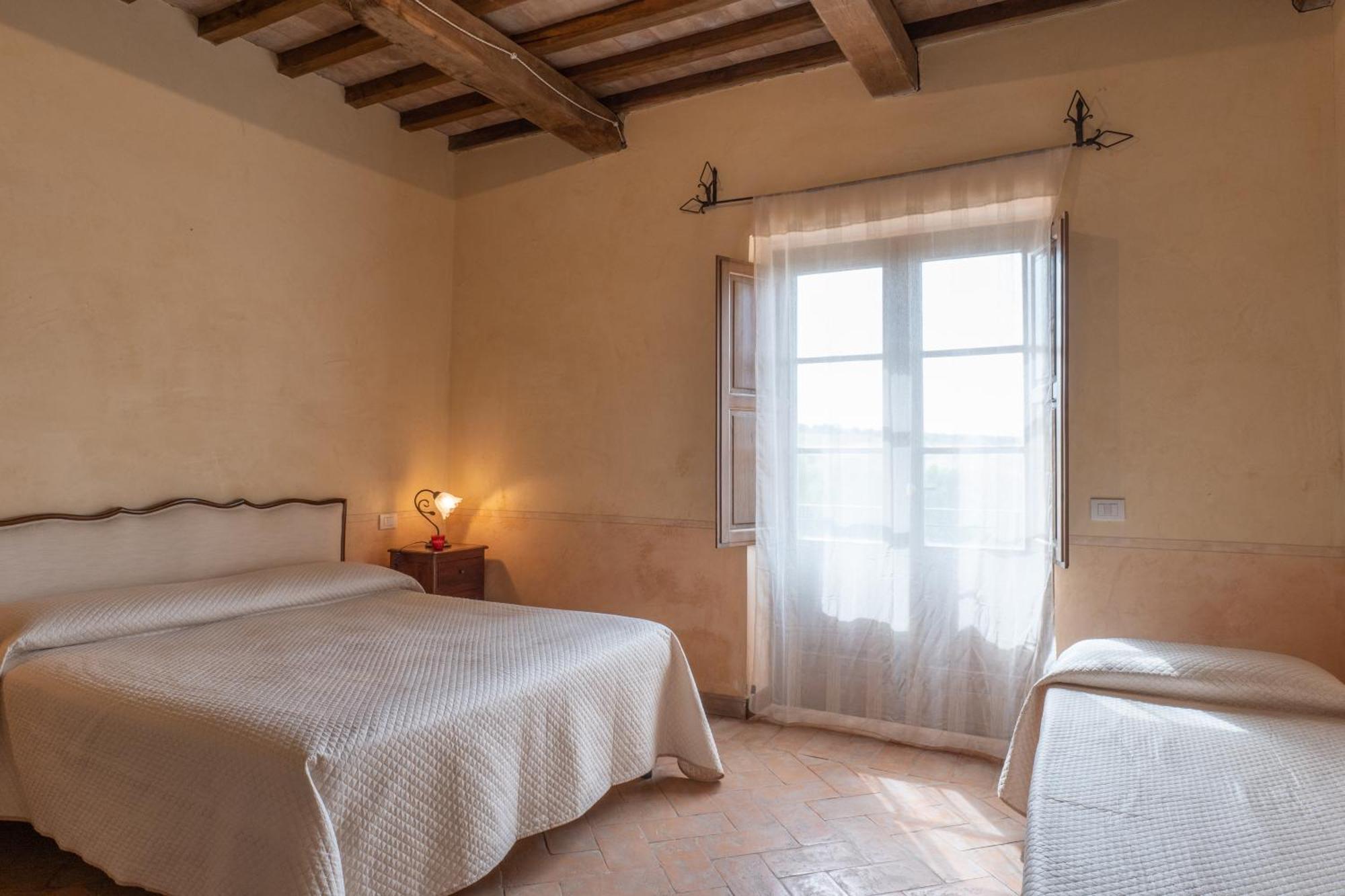 Agriturismo Tenuta Roccaccia Pitigliano Luaran gambar