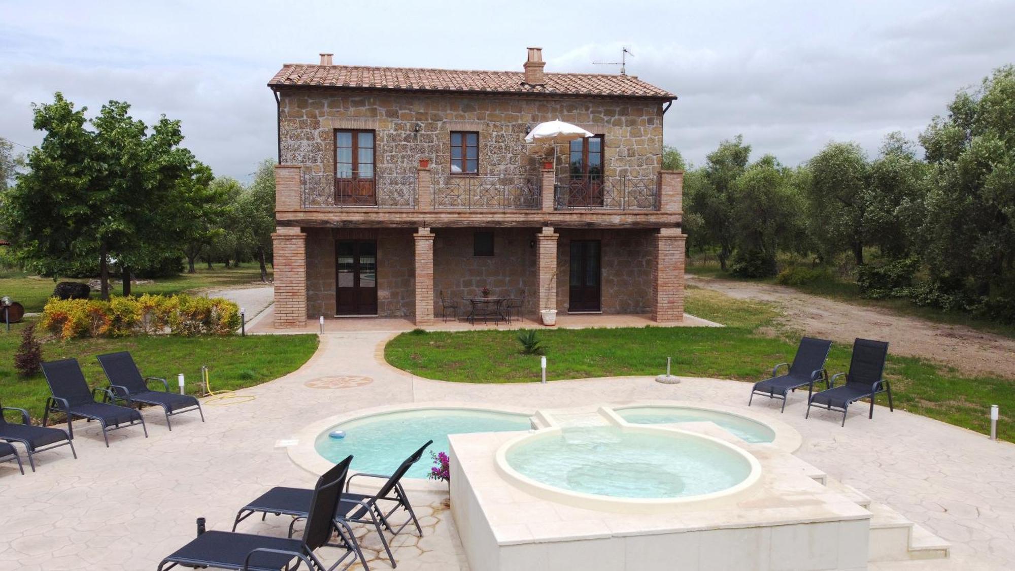 Agriturismo Tenuta Roccaccia Pitigliano Luaran gambar
